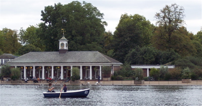 boats on the serpentine